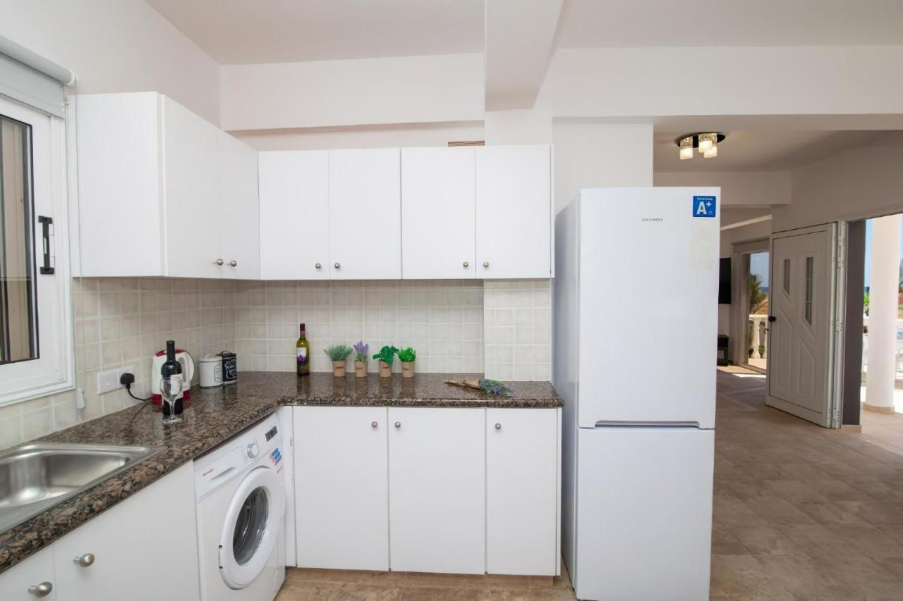 Villa Suncity Boutique Beachfront Ayia Napa Ngoại thất bức ảnh