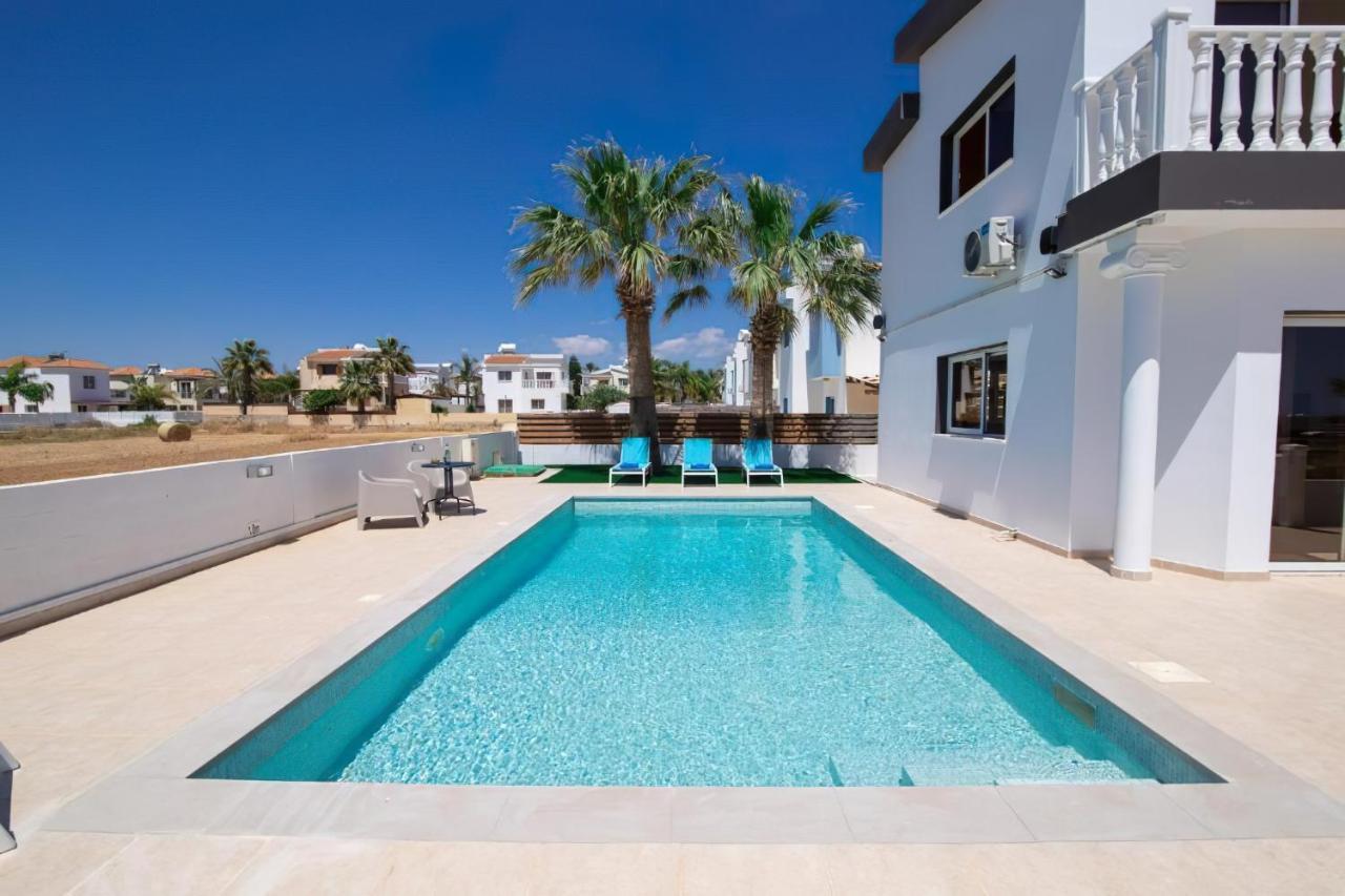 Villa Suncity Boutique Beachfront Ayia Napa Ngoại thất bức ảnh